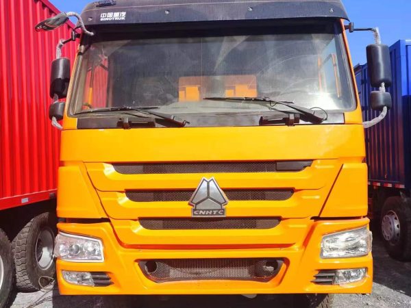 howo 8x4 dump truck