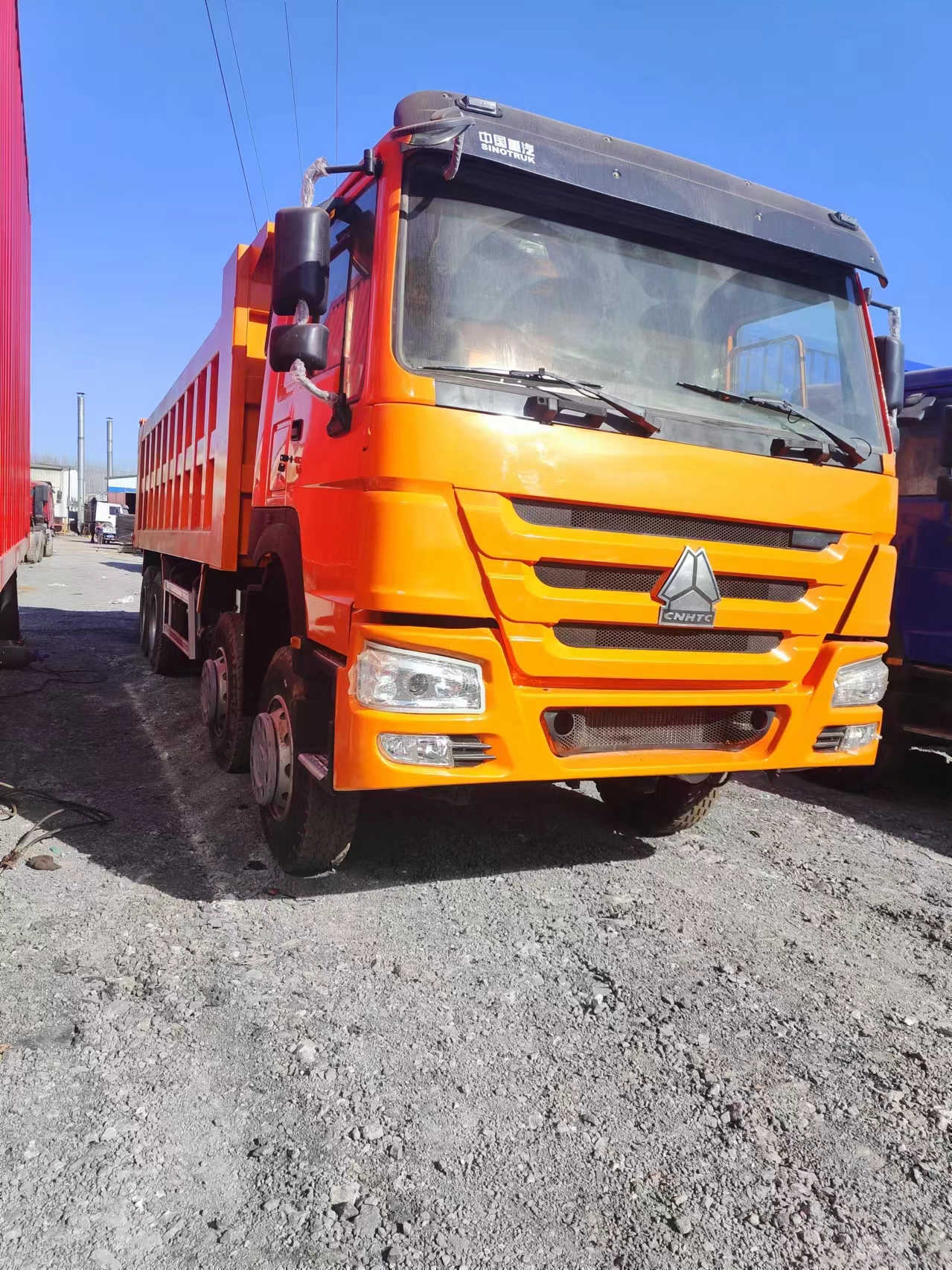 12 wheeler dump truck