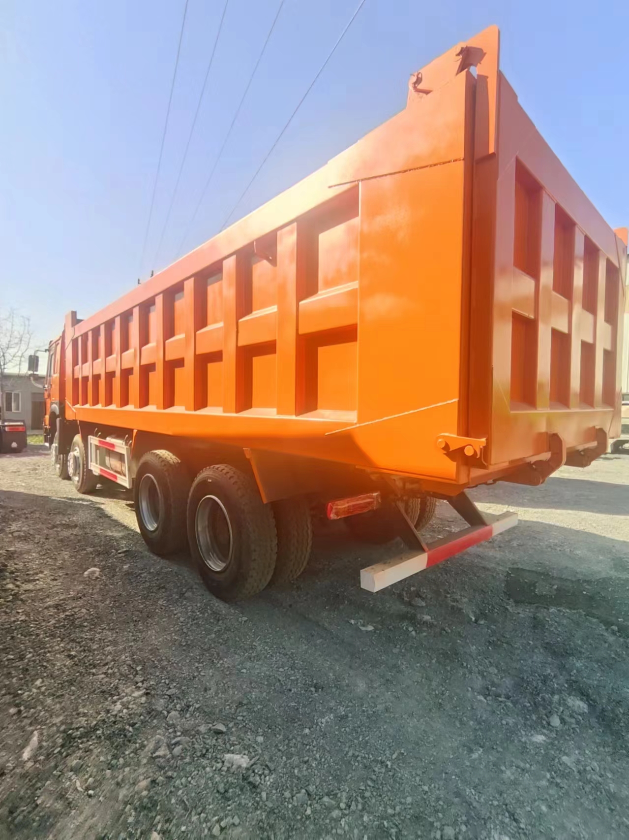 howo 8x4 dump truck
