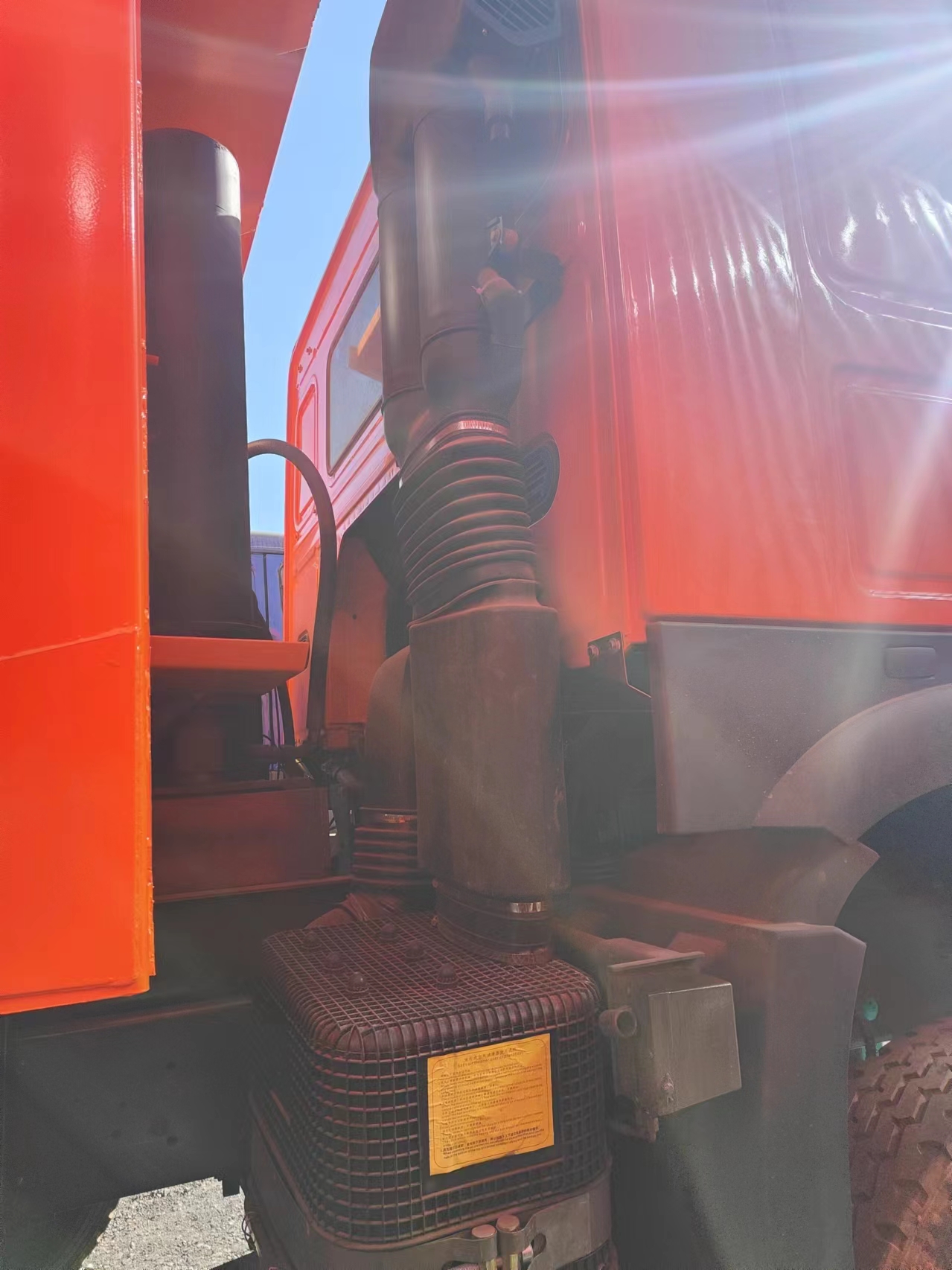12 wheeler dump truck