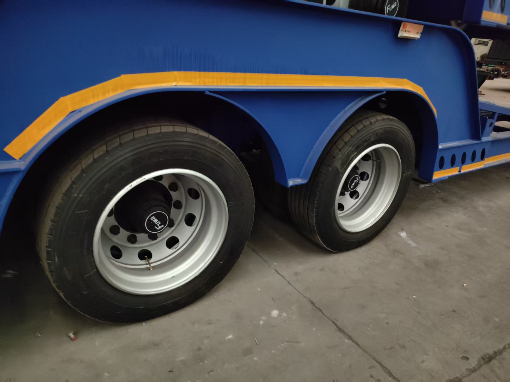 Foldable Car Carrier Trailer for Sale - Imagen 5
