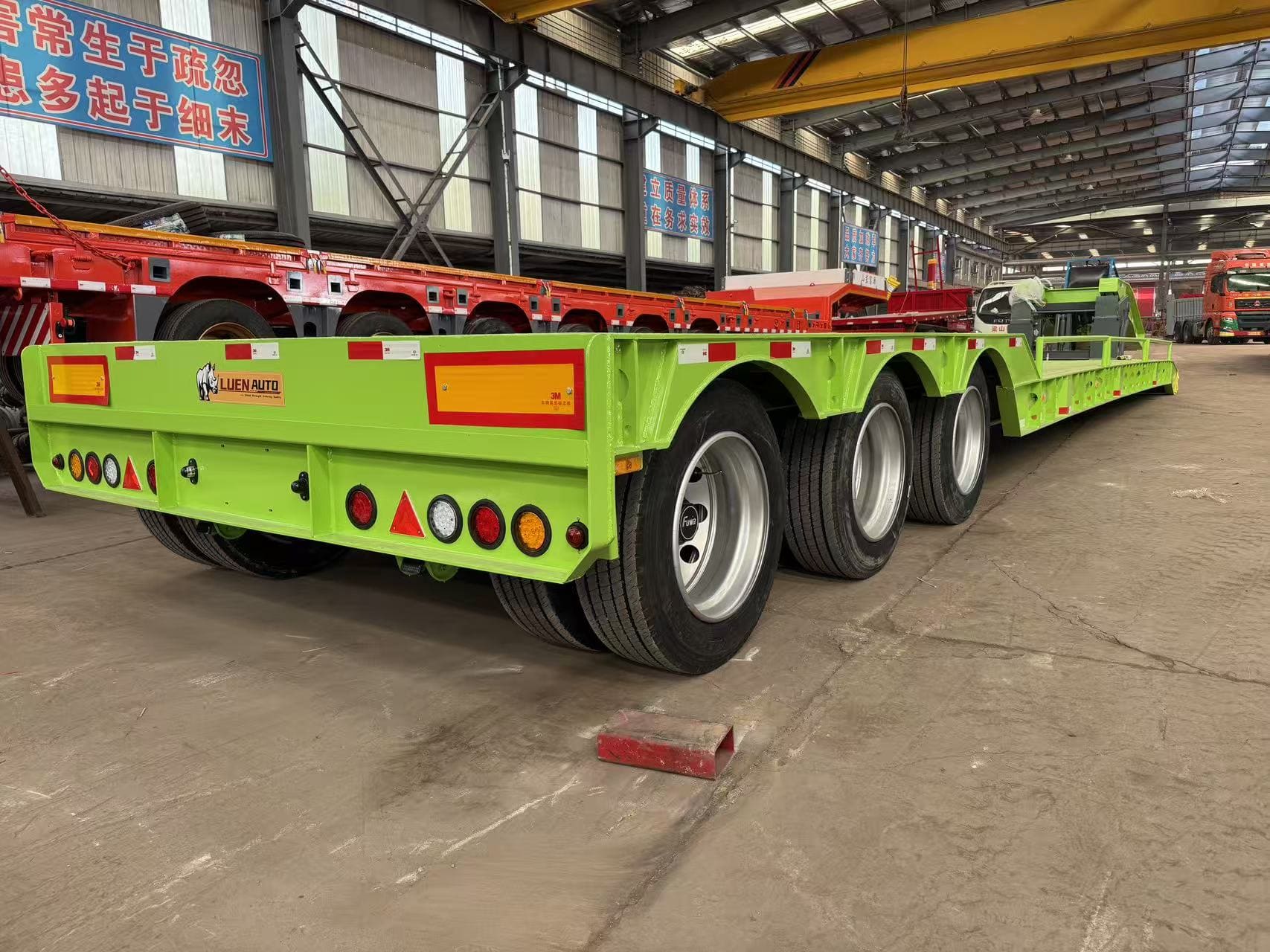50T Detachable Gooseneck Lowbed Trailer - Imagen 3